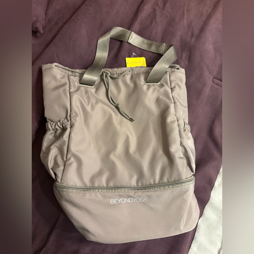 Beyond yoga convertible gym bag